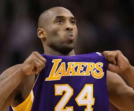 Kobe-Bryant-Los-Angeles-Lakers-Basketball