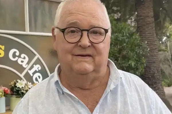Harold Bishop (Ian Smith) in Neighbours