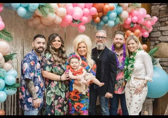 Larry Caputo continues celebrating events with Theresa Caputo and their children (Instagram/@33biglarry)