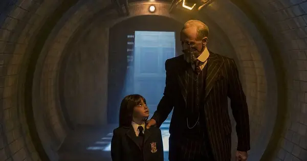 'The Umbrella Academy' Temporada 1: Sir Reginald Hargreeves pot ser el pare biològic real de l'Acadèmia