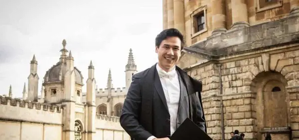 A estrela do amor é cega Raymond Pottebaum tem uma palavra estranha para descrever sua vida amorosa