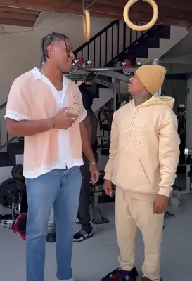 Nick Cannon looked tiny in front of LeeThe4th despite having a good height (LeeThe4th/YouTube)
