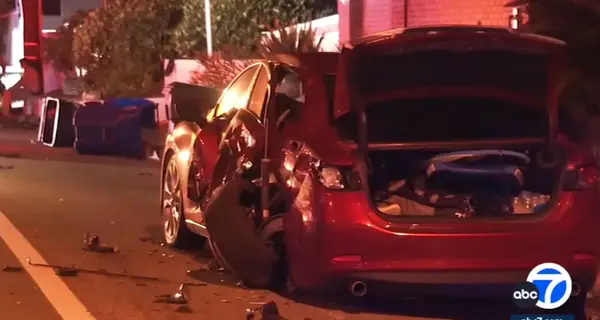 Kim są rodzice Frasera Bohma? Kierowca Malibu oskarżony o zabójstwo pojazdów zostało obdarowane jego czerwonym BMW na 18 urodziny