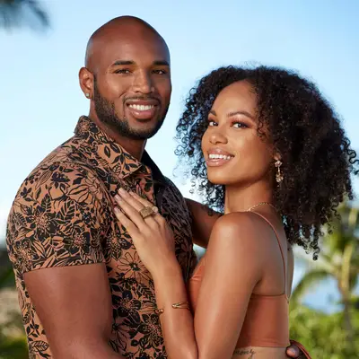 'Temptation Island'시즌 4 : 파트너의 충성도를 테스트하는 4 명의 커플을 만나십시오