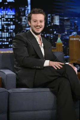 Joseph Quinn at an event for Kevin Hart/Joseph Quinn/Toro y Moi (2022) (NBCUniversal Media, LLC)