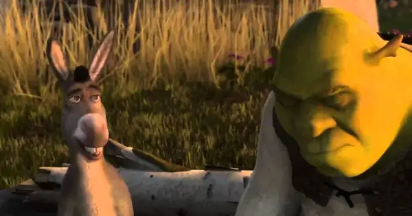 シュレックの身長はどれくらいですか？ 「宇宙で最も強い人」とラベル付けされたオーガルキャラクター