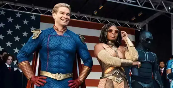 Anthony Starr and Susan Heyward in a still from 