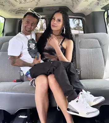 Wie groß ist Baby fremd? Tiktoker gab einmal zu, wegen seiner Größe Jungfrau zu sein