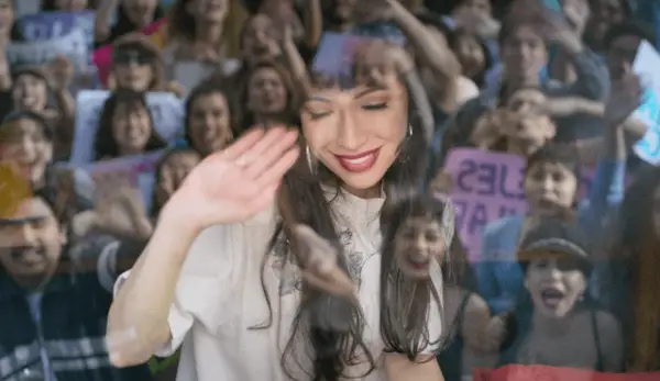 'Selena: Die Serie' Teil 2 Vollbesetzte Liste: Treffen Sie Christian Serratos, Ricardo Chavira und Rest der Besetzung von Netflix Biopic