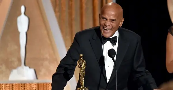 Harry Belafonte: 2023 Net Valeur de Calypso Legend and Legacy qu'il a laissé derrière