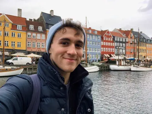 (Instagram/@jeremybeloate