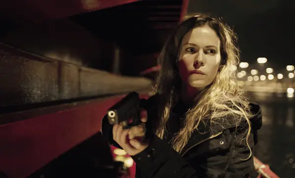 'Deadwind'시즌 2 : Netflix의 인기있는 핀란드 범죄 드라마의 역동적 인 캐스트를 만나십시오