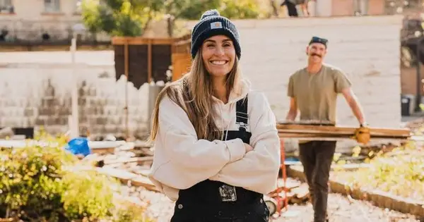 Kim Wolfe's Vermögen: Warum zum Teufel habe ich dieses Haus gekauft? Star gewann 1 Millionen Dollar für 'Survivor