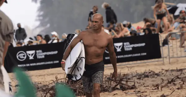 Kelly Slater: Wie viel macht der Stern Make oder Break Surfen?