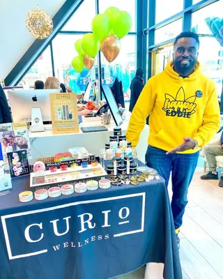 Was macht Wendy Osefos Ehemann Eddie? Rhop -Fans nennen Anwalt Genius über Cannabisprodukte Marke Happy Eddie