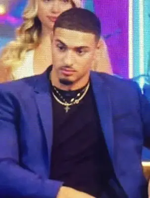 Kim są rodzice Miguela Harichiego? Reunion świeci światło na traumatyczne dzieciństwo gwiazdy „Love Island USA”