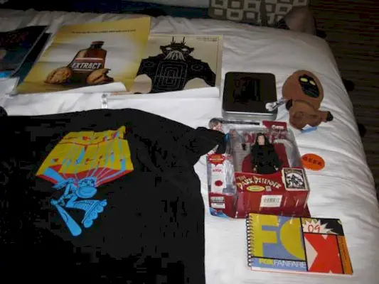 Comic-Con-2009-Merch-3.webp