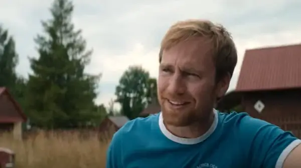 Mateusz Janicki as Kuba in a still from 