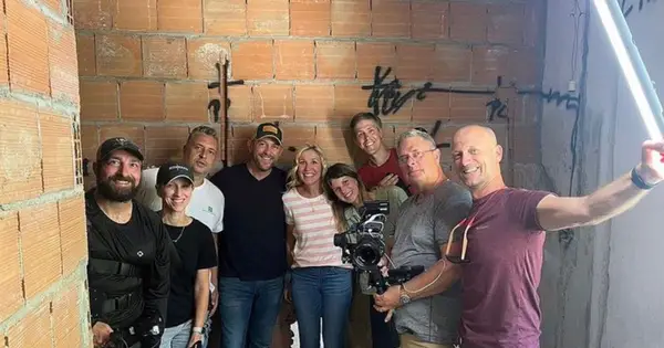 Vad är Dave och Jenny Marrs nettovärde? HGTV: s Fixer to Fabulous: Italiano värdar kämpade i tio år