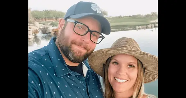 Staffel 4 Unverkaufbare Häuser: Ist Leslie Davis verheiratet? HGTV -Star traf die Liebe ihres Lebens in der High School