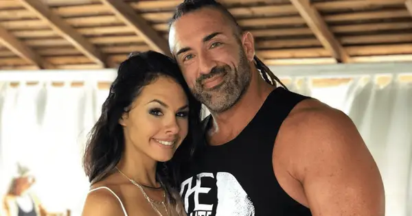 Hvem er Priscilla Tuft? Slik støttet Gabbi Tufts 'kone på 19 år henne under overgang til Trans Woman