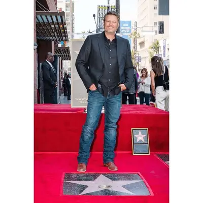 Blake Shelton is slightly shorter than Trace Adkins (@blakeshelton/Instagram)