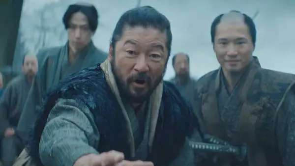 Tadanobu Asano as Kashigi Yabushige and Hiroto Kanai as Kashigi Omi in a still from 