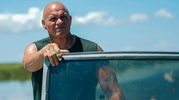 Ronnie adams is a well known cast of the series (History TV) 