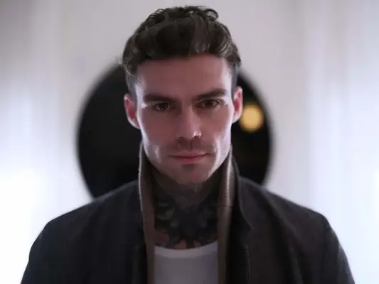 Wer ist Jonathan Normolle? Die einzigartige Leidenschaft des Stars von 'Besitz von Manhattan' führte ihn zu Immobilien