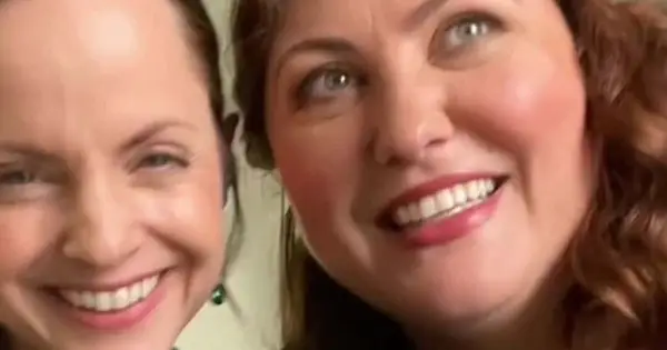 Hva handler 'Twisted Sister' om? Plott av livstidsfilm forklart