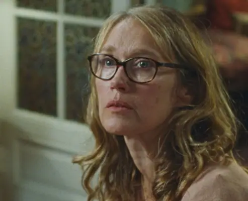 Marianne Basler is set to play Valérie in 