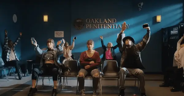 '블라인드 스포츠'전체 캐스트 목록 : Jaylen Barron 및 기타 Starz 드라마 스타를 만나십시오