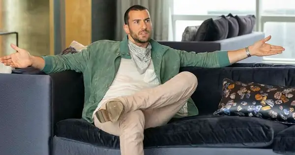 Was ist Steve Golds Vermögen? Die Gehaltsschecks von Millionen Dollar Listing stammen aus der Modellierung für Louis Vuitton