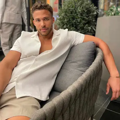 'Rhodubai'스타 Sara Al Madani