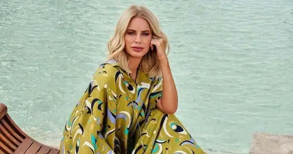 Hvem er foreldrene til Caroline Stanbury? 'Rhodubai' Stars mor er gode venner med major Ron Ferguson