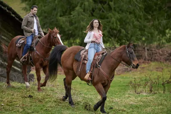 'A Royal Runaway Romance' anmeldelse: Prinsesse Amelia's eventyrlige rejse er bemærkelsesværdig