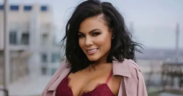 Qual é o patrimônio líquido de Mia Thornton? 'Rhop' Star 'ganhou seu sucesso após a infância em um orfanato