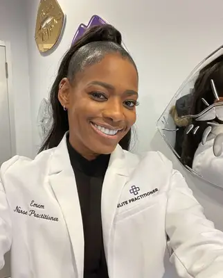 Gwiazda „Mafs” Emem Obot ujawnia, jak głęboka osobista tragedia podsyciła jej podróż do sukcesu