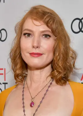 „Choinka Tree Lane”: Poznaj Alicia Witts, Andrew Walker i reszta obsady dramatu Hallmark