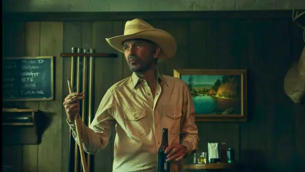 Kas yra Brook Sill? Internetas įdomu dėl Landmano „Total Smoke Show“ barista