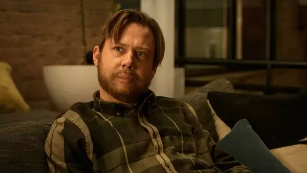 Jimmi Simpson as Ryan Holder in 
