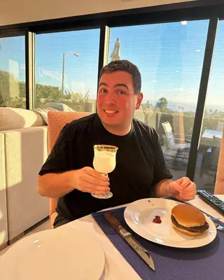 David Isaacman was diagnosed with autism at 2 years old (Instagram/@david_loveonthespectrum)