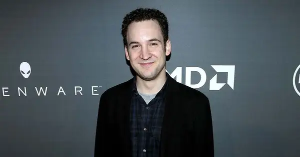 Was ist Ben Savages Vermögen? Der Star Boy Meetings World ist bereit, in Kalifornien Wahlen zu bestreiten