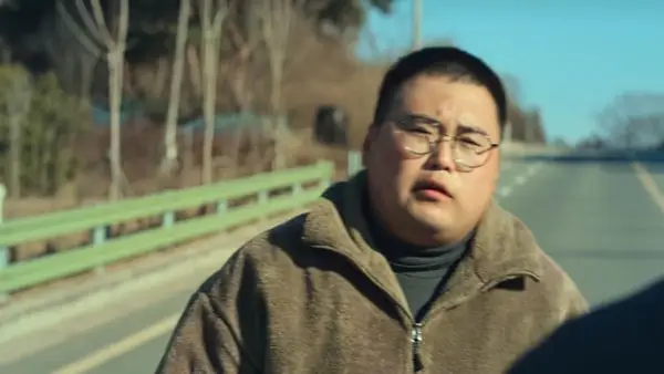 A Killer Paradox -Dende erklärte: Lee Tang kommt mit einer Reihe brutaler Morde davon