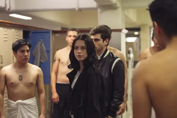 Netflix 'Control Z' Full Coit List: Treffen Sie Ana Valeria Becerril und andere aus dem Teenie -Drama