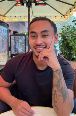 Wer ist Rene Lacad? Love Island Alaun Caro Vie Marries 'Liebe ihres Lebens' 