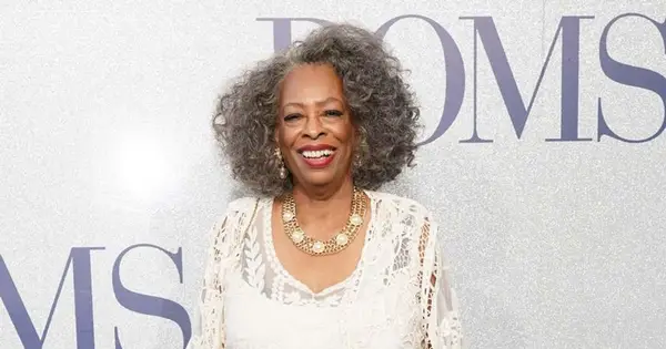 Hvem var Carol Suttons ex-mand Archie Sutton? Et kig på 'Steel Magnolias' stjernes ægteskab, børn og nettoværdi