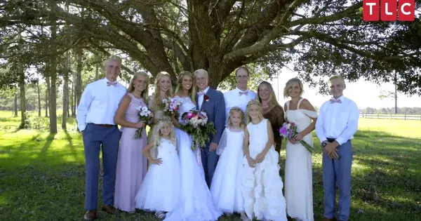 Wie viel Geld verdient die Familie Plathville? 'Willkommen bei Plathville' Stars 'Scheidung, um das Vermögen zu beeinflussen