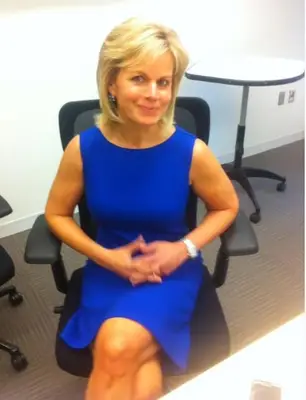 Gretschen Carlson is standing taller than Megyn Kelly (@gretschencarlson/Instagram)