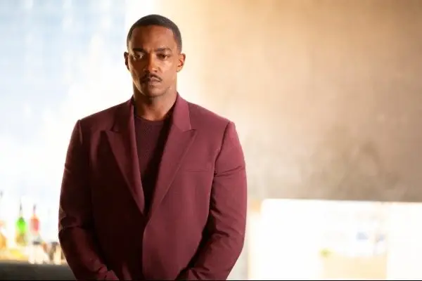 Anthony Mackie in Solos